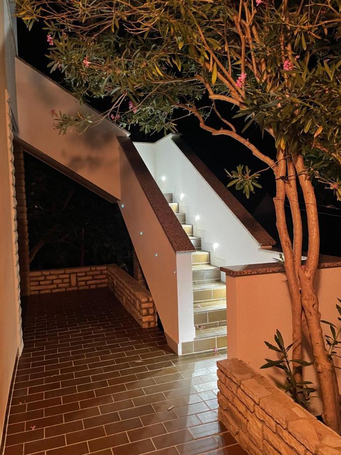 House Susec Apartman Povljana Kültér fotó